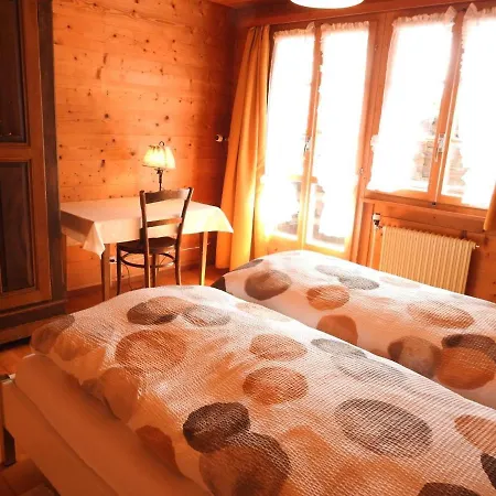 Im Maettelti Hébergement de vacances Goms