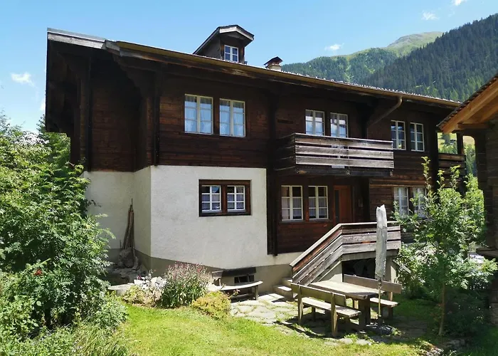 Im Maettelti Holiday home *